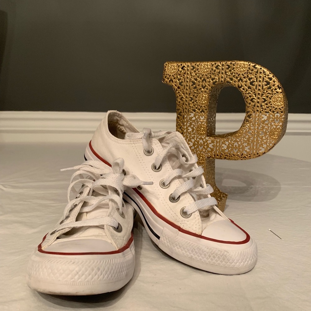 Converse - White